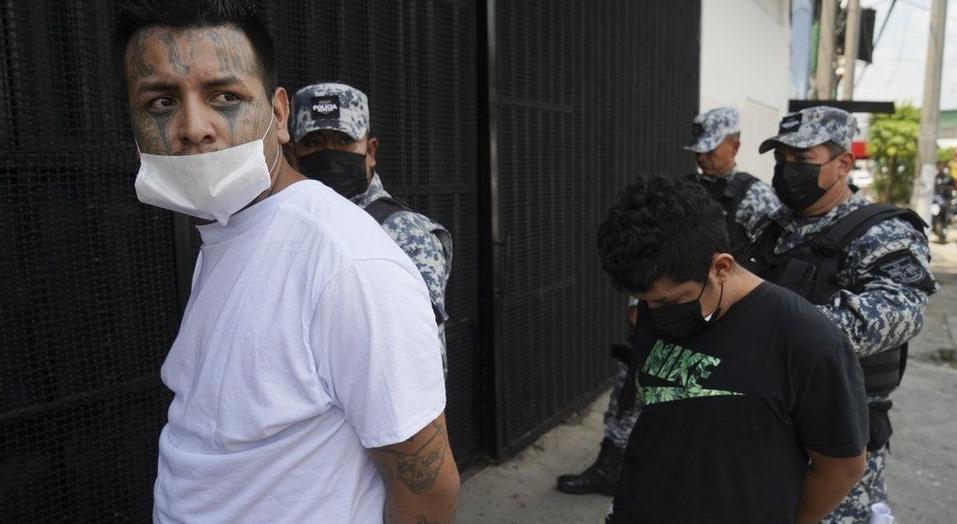 La lucha contra las pandillas en El Salvador ha sido un éxito: 17.000 personas detenidas
